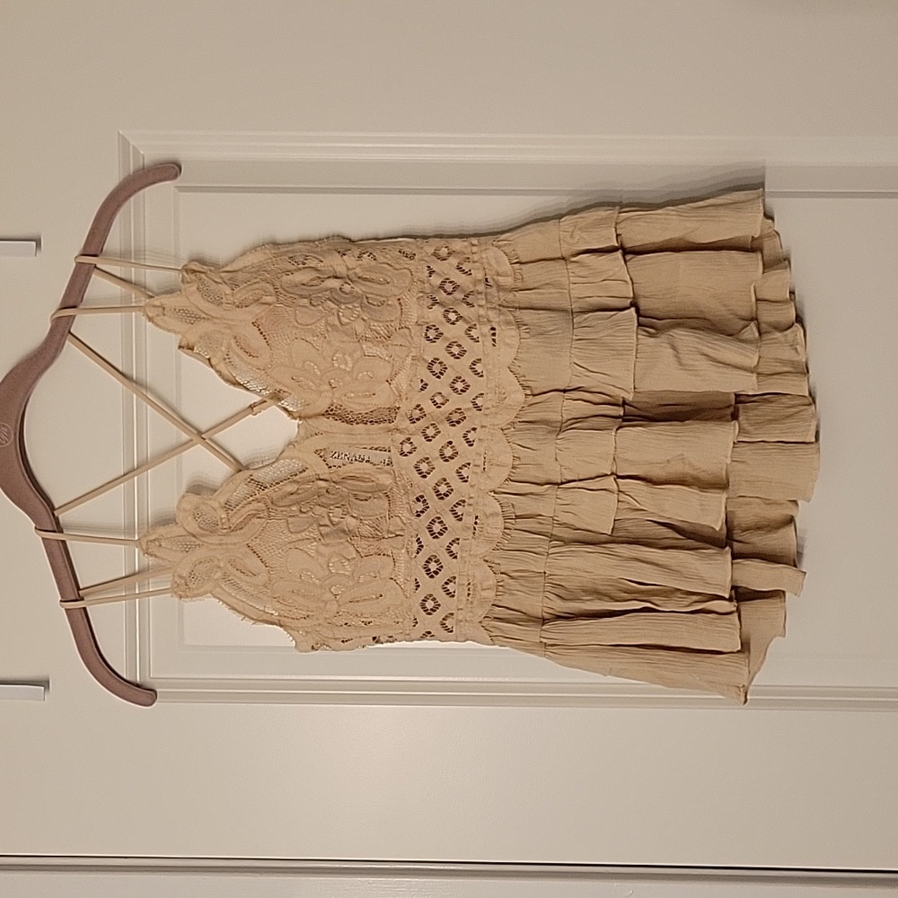 Off Brand tiered peplum knit cami